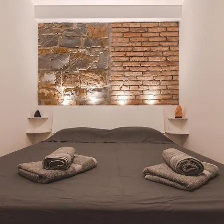 Lejlighed Superfast Fibre & Netflix Modern Roiano *