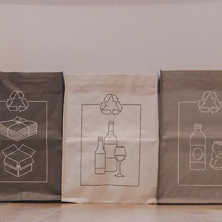 아파트 Superfast Fibre & Netflix Modern Roiano *